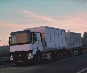 雷诺 TCK 拉臂钩 + Zaslaw 拖车 v1.0 1.54